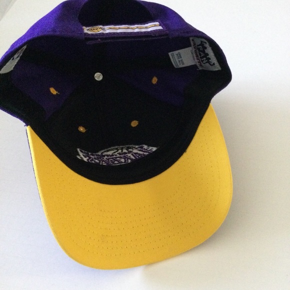 FAN FAVORITES LOS ANGELES LAKERS BASEBALL CAP PURPLE AND GOLD OS NWOT - Picture 10 of 12